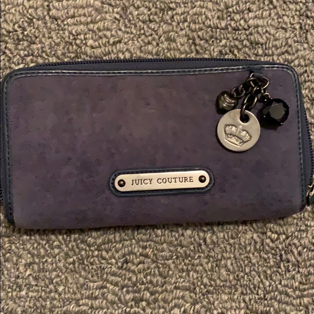 •LIKE NEW• Navy Juicy Couture Wallet